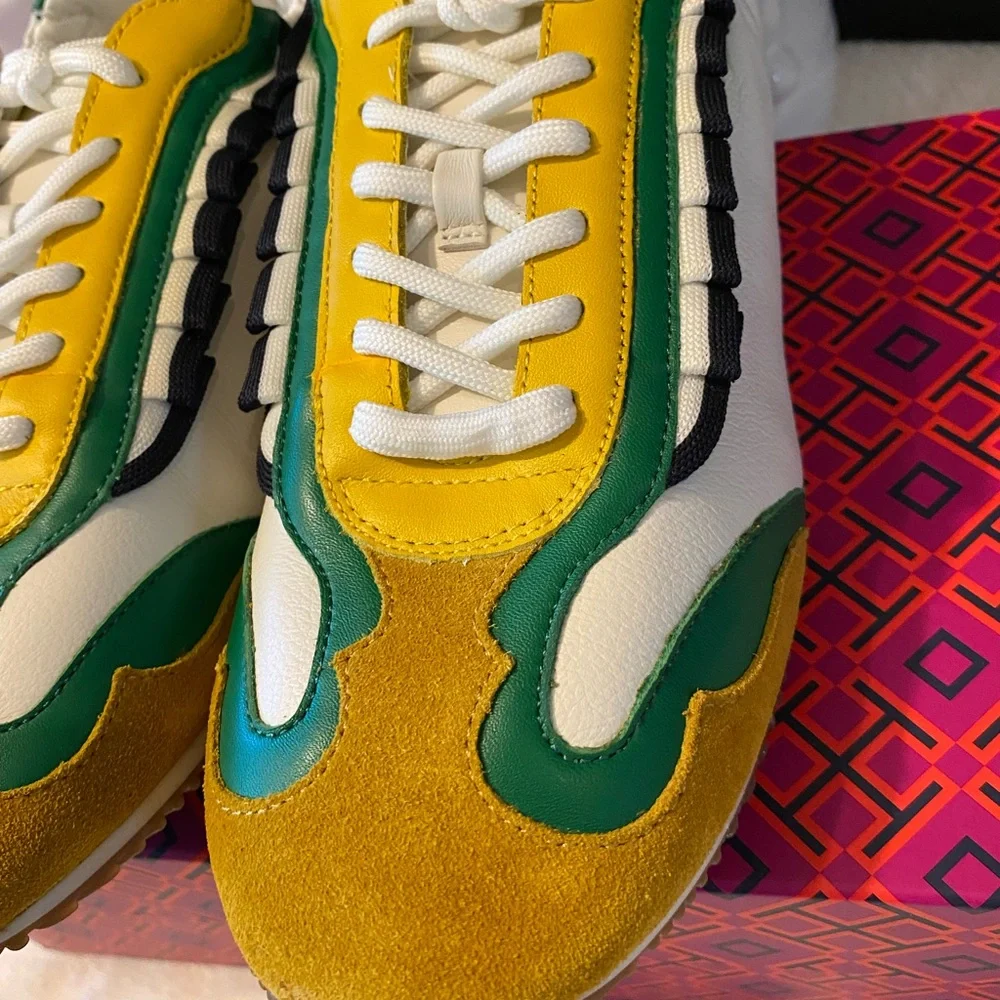 Tory Burch Sneaker
